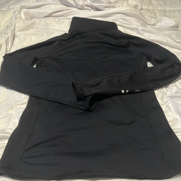 Under Armour sz small -Like New! - Picture 3 of 4